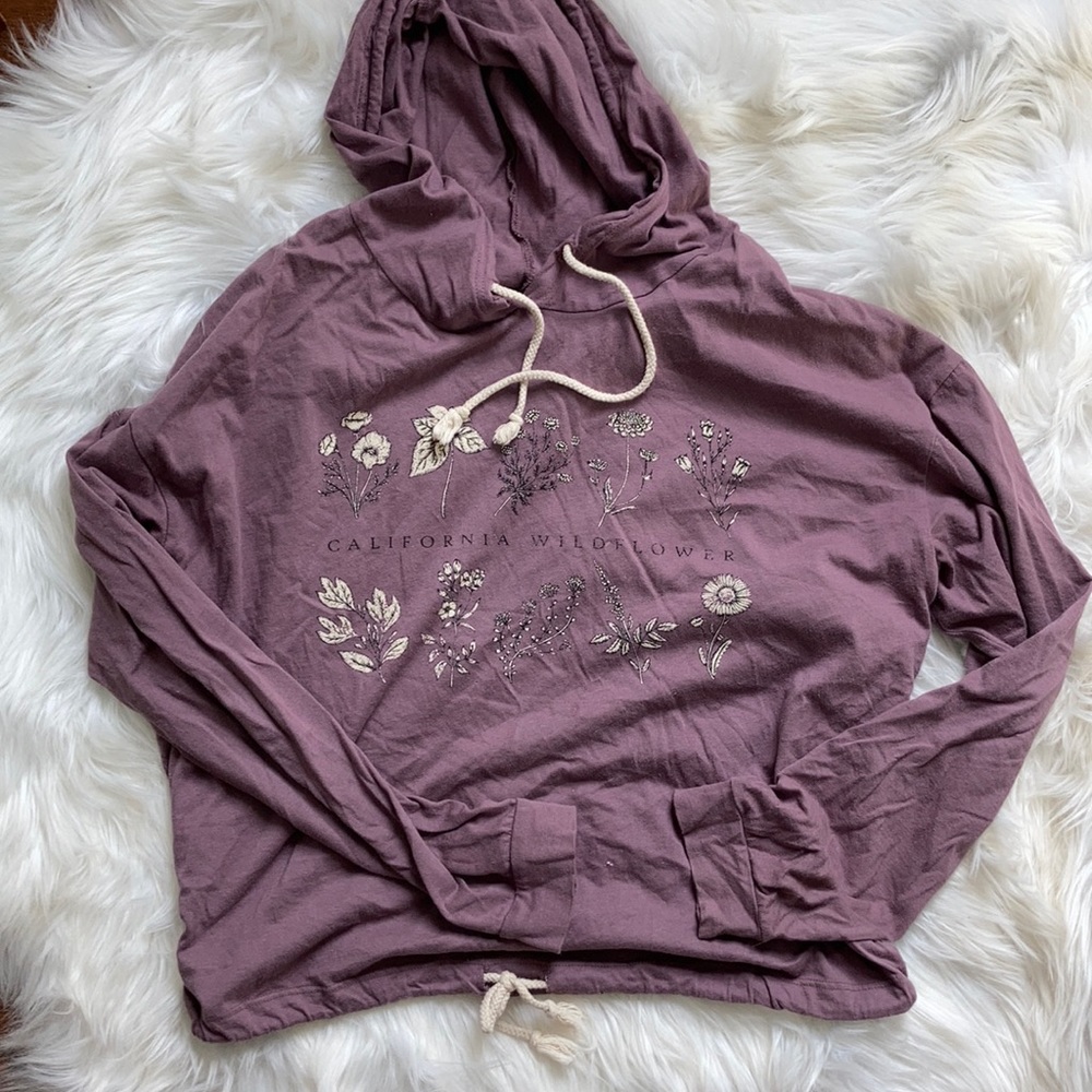 French pastry/ wildflower/ crop top